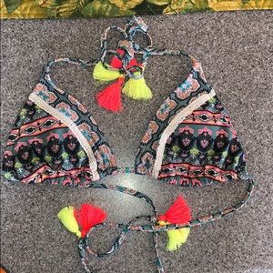 Bikini top with tassels